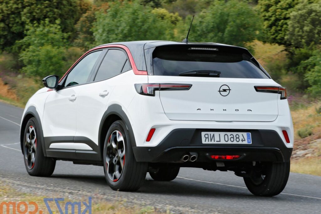 Peugeot celebra el aniversario del récord de pikes peak con un vídeo