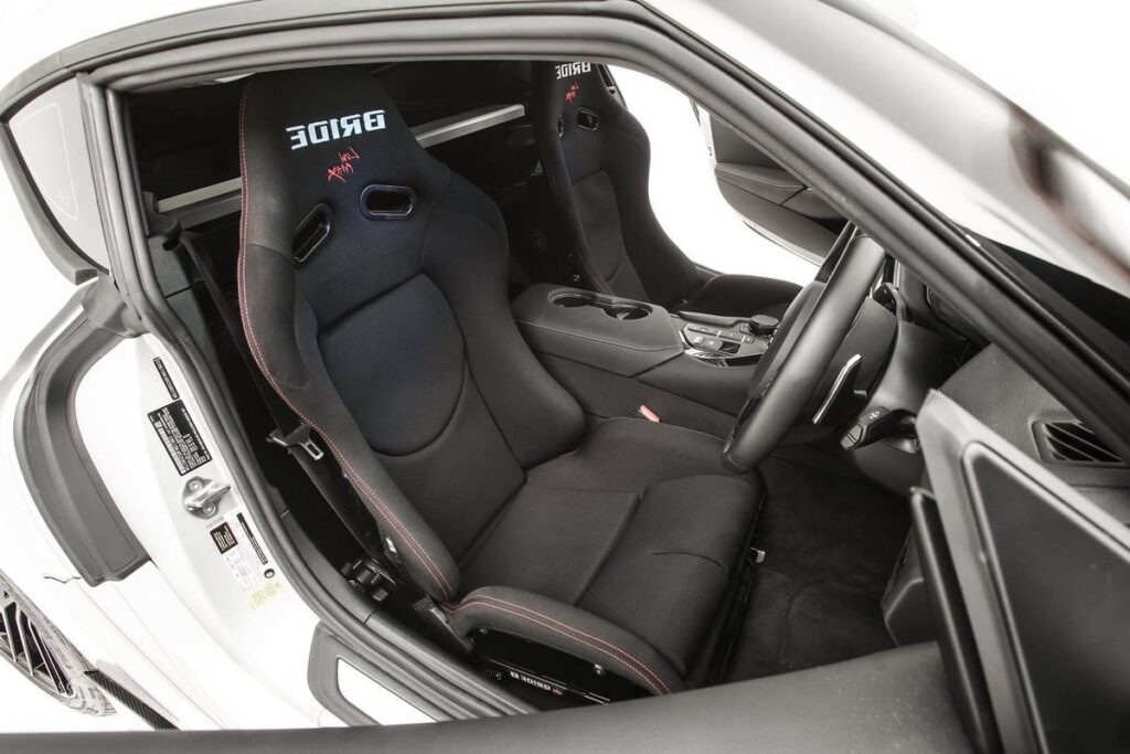 Prosigue con nosotros la presentación en directo del nuevo BMW i4 motor